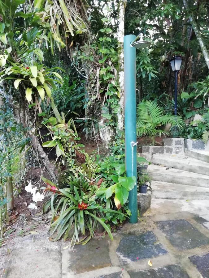 Villa Felix Suites E Chales Ubatuba Eksteriør bilde